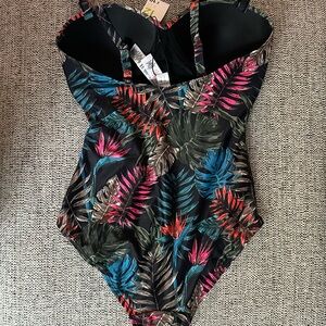 Tropical print bathing suit, size 8